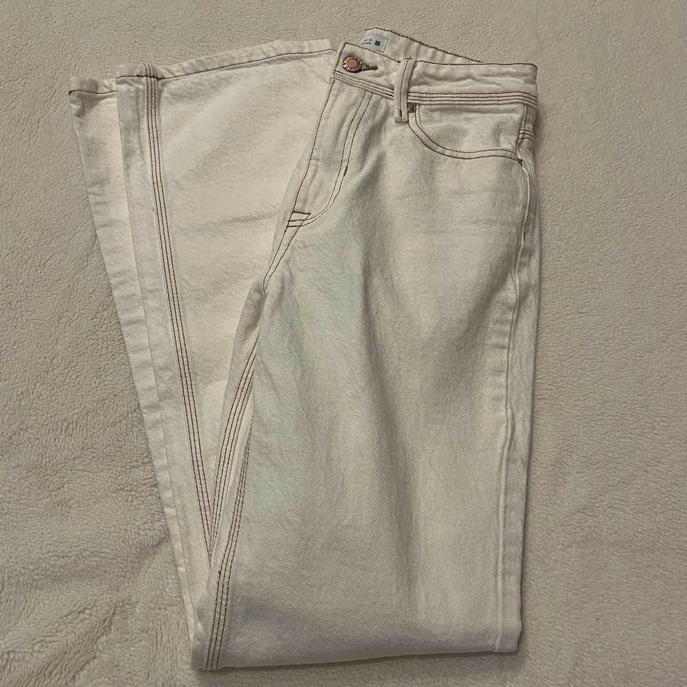 ZARA WHITE JEANS